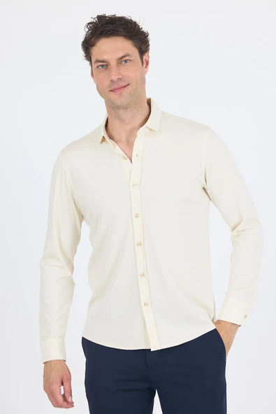 Krem Rengi Uzun Kol Düz Örme Polo Yaka Cepsiz Esnek Classic Slim Fit Gömlek 1004250153 ürün görseli 1