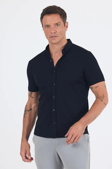 Siyah italyan Düğmeli Yaka Kısa Kol Cepsiz Slim Fit Gömlek 1004250255 ürün görseli 1