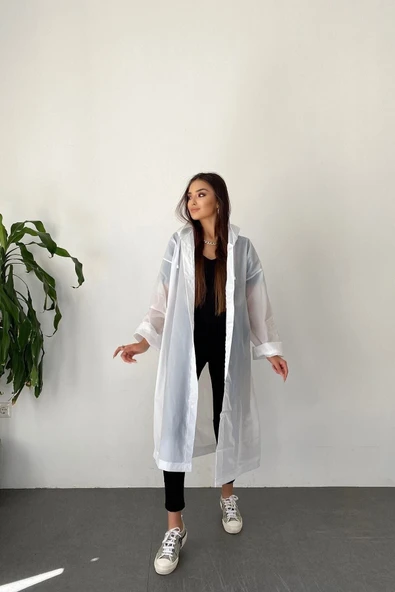 Butik Gardrop Kadın Beyaz Çıt Çıt Detay Şeffaf Yağmurluk ürün görseli 1