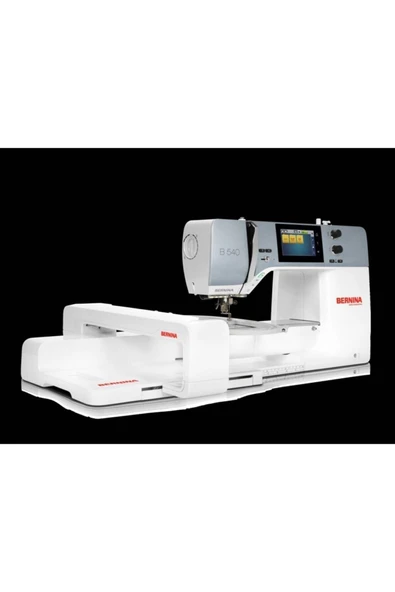 BERNINA 540e Piko Ve Nakış Makinası (9 MM) ürün görseli 1