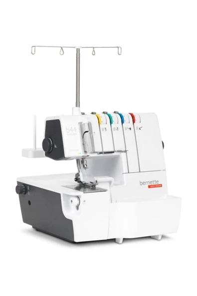 bernette B44 4 İplikli Ev Tipi Overlok Makinesi ürün görseli 1
