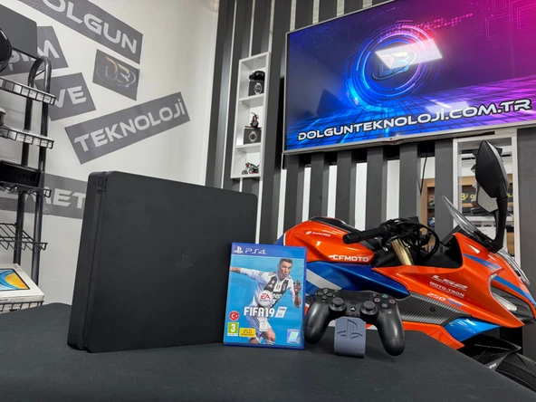 PlayStation 4 Slim 1 TB Tek Kol + Fifa 19 Oyun CD’si (İKİNCİ EL) ürün görseli 1