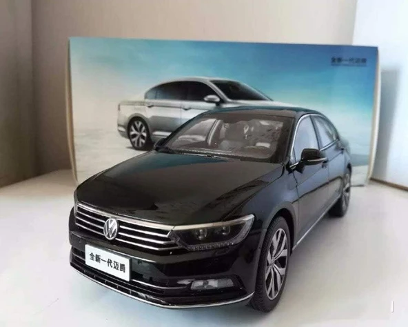 Pasat 1/18 Alaşımlı Model Araba Replikası, Pres Döküm Metal Araç, Yetişkinler İçin Simülasyon Koleksiyonu, 2017 ürün görseli 1