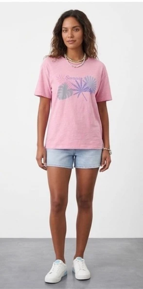 Pembe Kadın Çiçek Baskılı T-shirt - Resim 3