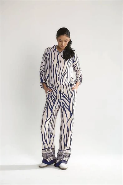ZEBRA DESENLİ LACİ PANTOLON GÖMLEK TAKIM M38397-2Y5 ürün görseli 1