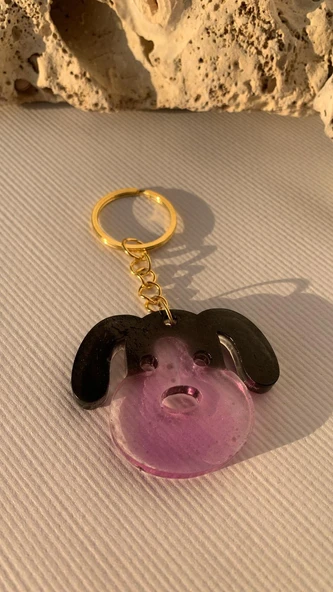 Lila Siyah Köpek Yüzü Anahtarlık Handmade El Yapımı Epoksi Hediyelik ürün görseli 1