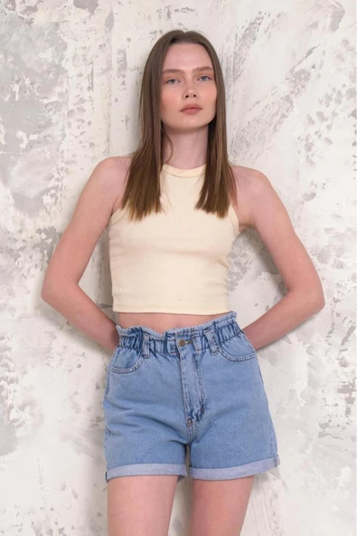Kadın Fırfır Detaylı Beli Lastikli Duble Paça Denim Mini Şort ürün görseli 1
