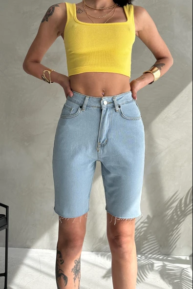 Dizüstü Dikişsiz Düz Kesim Denim Şort ürün görseli 1