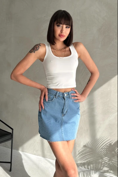 Dikişsiz Cepli Kısa Denim Etek - Resim 3