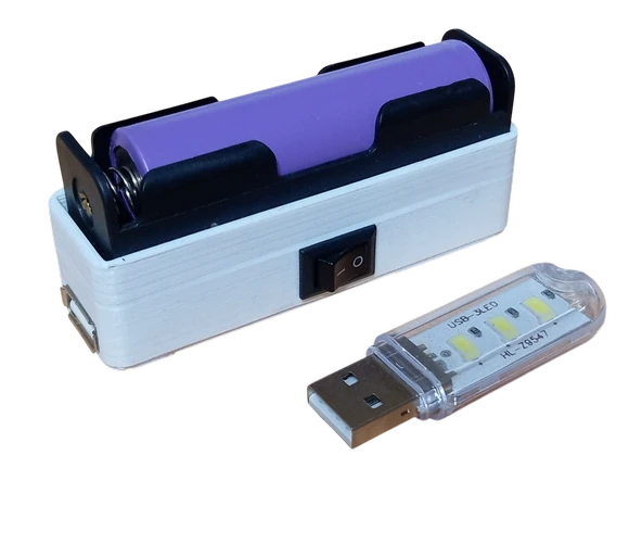 Mini Powerbank Tek Hücreli 18650 Li-Ion 3.7V Pil Type-C ile Şarj ve Mini USB Led Lamba ürün görseli 1