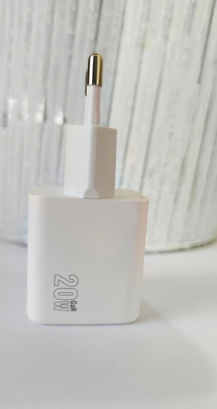 20W Mini Pd Type-C Girişli Şarj Adaptörü-Beyaz ürün görseli 1