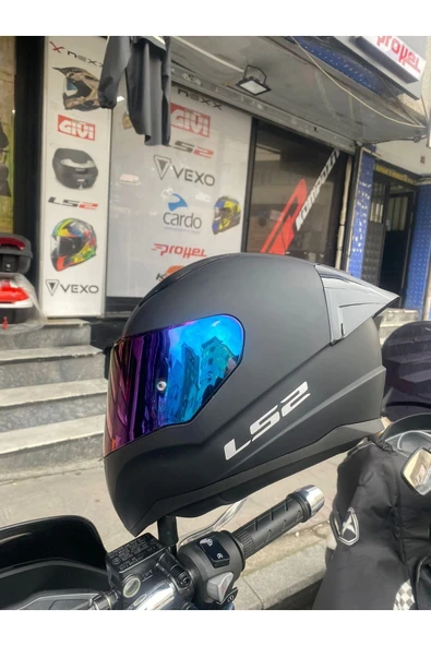 LS2 Rapıd Mat Siyah Kask - Gökkuşağı Vizör Spoiler ürün görseli 1