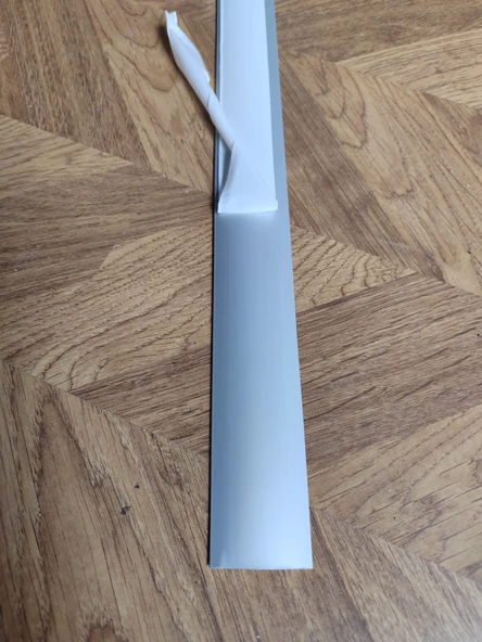 PARKE EŞİK PROFİLİ, KAPI ÇITASI 38 MM ÜST KORUYUCU ALTI YAPIŞKANLI (70 CM) ürün görseli 1