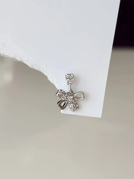 Sallantılı Fiyonk Kurdela Model Kıkırdak Piercing Tragus Helix Gümüş Renk Küpe ürün görseli 1