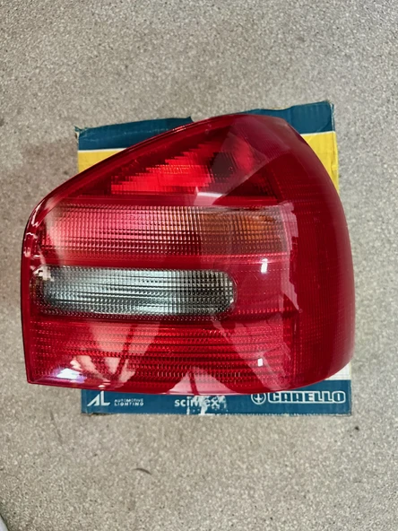 8L0945096A AUDİ A3 SAĞ STOP LAMBASI 1996-2001 ARASI  MAGNETİ MARELLİ 714029071801 ürün görseli 1