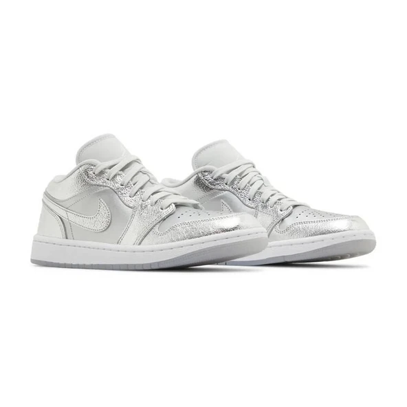 PTTAVM: Air Jordan 1 Low SE Metallic Silver