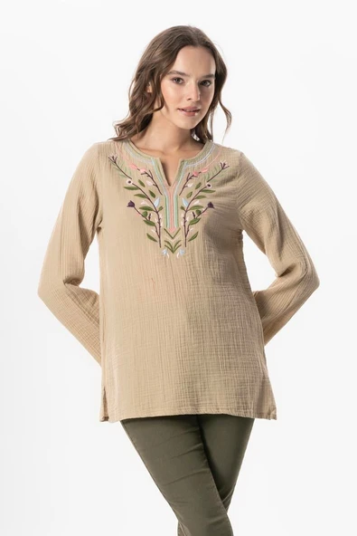 Uzun Kol Çiçek V Yaka Nakışlı Müslin Yazlık Bluz Vizon Vzn 4XL/5XL Vizon ürün görseli 1