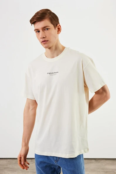 Leo Erkek Oversize Tshirt %100 Pamuk Bisiklet Yaka Baskı Detaylı Basic Ekru Tişört ürün görseli 1