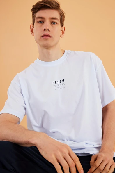 Leo Erkek Oversize Tshirt %100 Pamuk Bisiklet Yaka Baskı Detaylı Basic Beyaz Tişört ürün görseli 1