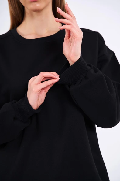 Kadın Siyah Pamuklu Oversize Basic Bisiklet Yaka Sweatshirt - Resim 5