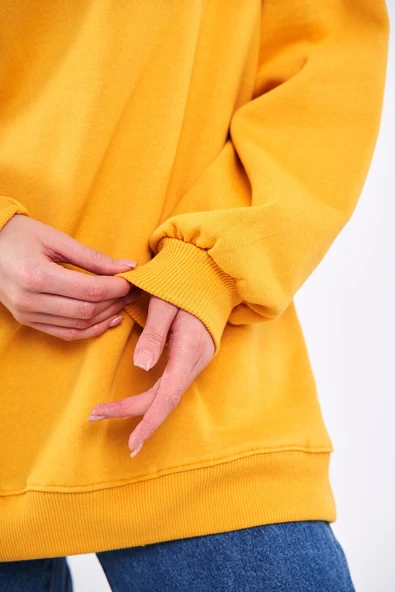 Sarı Kadın Pamuklu Oversize Basic Bisiklet Yaka Sweatshirt - Resim 6