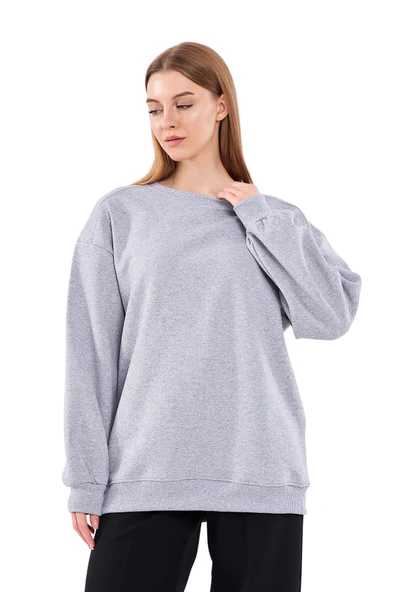 Gri Kadın Pamuklu Oversize Basic Bisiklet Yaka Sweatshirt ürün görseli 1