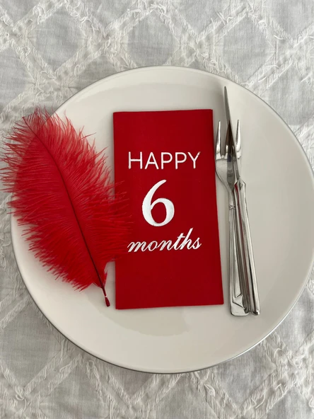 Gümüş Yaldızlı Kırmızı Happy Yaş Months Garson Katlama Peçete 16 Adet ürün görseli 1