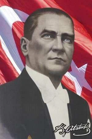 Göğe Bakan Gazi Mustafa Kemal Atatürk Portre -Ay Yıldız Türk Bayrağı Poster - Bayrak 100x150 cm ürün görseli 1