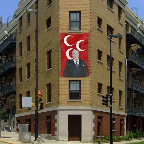 Alparslan Türkeş ve 3 Hilal Kırmızı Sancak Bayrak MHP - 200x300cm (2 x 3 metre) ürün görseli 1