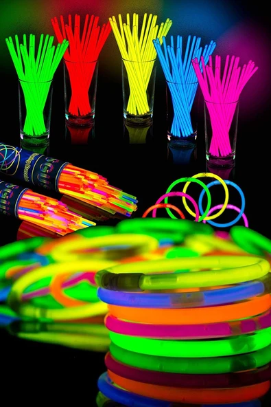 100 Adet Glow Bileklik Fosforlu Çubuk Işıklı Parti Aydınlatma Çubuk 24 Saat Boyunca Parlaklık ürün görseli 1