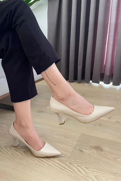 Kadın Samba Krem Rugan Stiletto - Resim 2