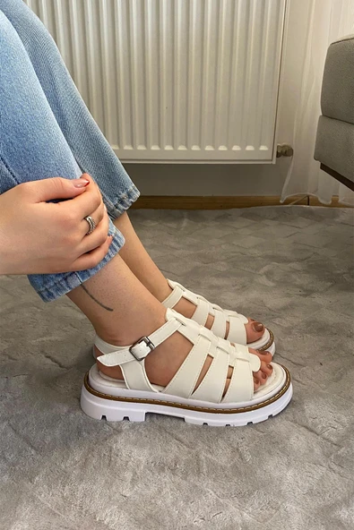 Kadın Desma Beyaz Kafes Model Vardola Deyatlı  Kalın Taban Ortopedik  Sandalet  K-140 ürün görseli 1