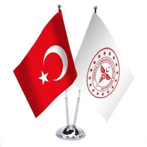 T.C. Sağlık Bakanlığı ve Türkiye - İkili Paslanmaz Metal Krom Direkli Saten Masa Bayrağı ürün görseli 1