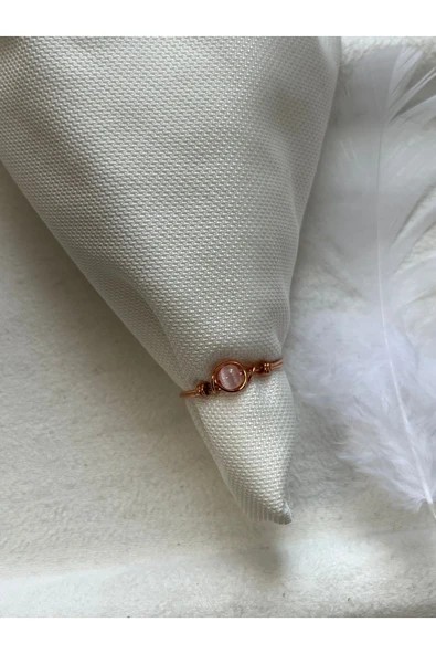 Minimal Pembe Kedi Gözü Bakır Tel Yüzük El Yapımı ürün görseli 1