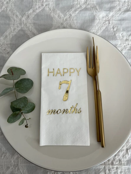 Gold Yaldızlı Beyaz Happy 7 Yaş Months Garson Katlama Peçete 16 Adet ürün görseli 1