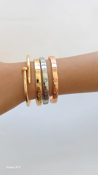 Alaşım kartier Kelepçe Taşlı  Gold Gümüş Rose Gold Çivi Bileklikler ürün görseli 1