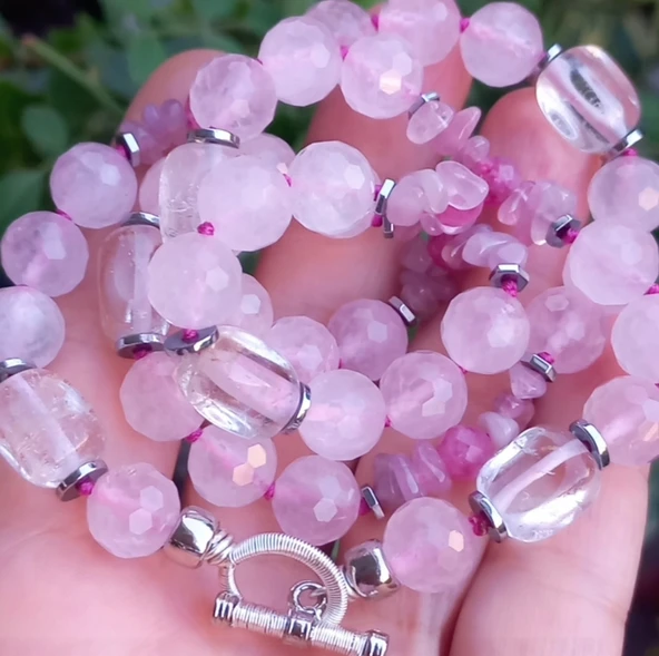 1900 Pembe Kuvars el yapımı kolye ürün görseli 1