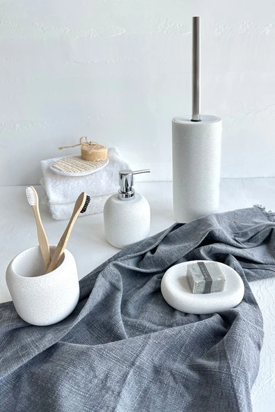 Pumi 4'Lü Banyo Seti ürün görseli 1