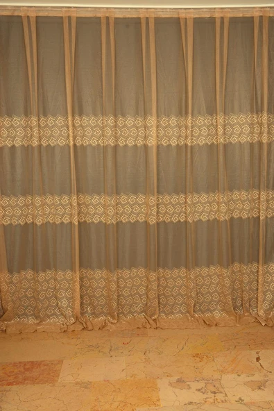 GEOMETRİK GOLD TEK KANAT Dikilmiş Pileli Fon Perde 300*260 Cm ürün görseli 1