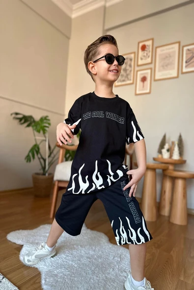 Yeni Sezon Alev Desenli Siyah Renk Erkek Çocuk Şortlu Takım ürün görseli 1