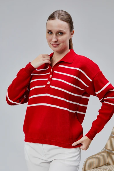 Kadın Polo Yaka Oversize Çizgili 4 Düğmeli Triko Kazak Kırmızı ürün görseli 1