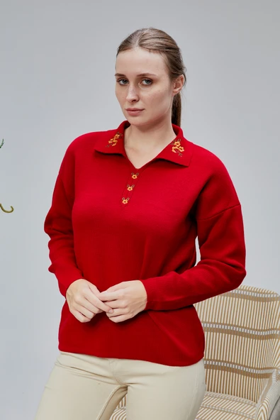 Kadın Polo Yaka Oversize Çiçek Nakışlı Triko Kazak Kırmızı ürün görseli 1