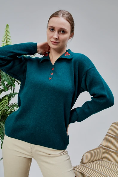 Kadın Polo Yaka Oversize Çizgili 4 Düğmeli Triko Kazak Yeşil ürün görseli 1