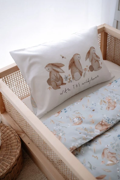 NOU Tavşanlı  Montessori Nevresim Seti (100x200) - Rabbit Garden ürün görseli 1