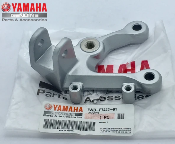 SÜRÜCÜ BASAMAK BRAKETİ SOL YAMAHA YZF R25 250cc 2019-2024 ürün görseli 1
