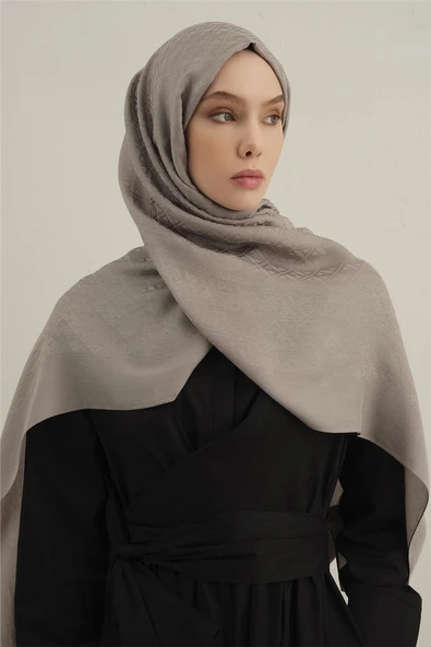 Lyocell Naia Üçgen Monogram Şal 5 - Resim 3