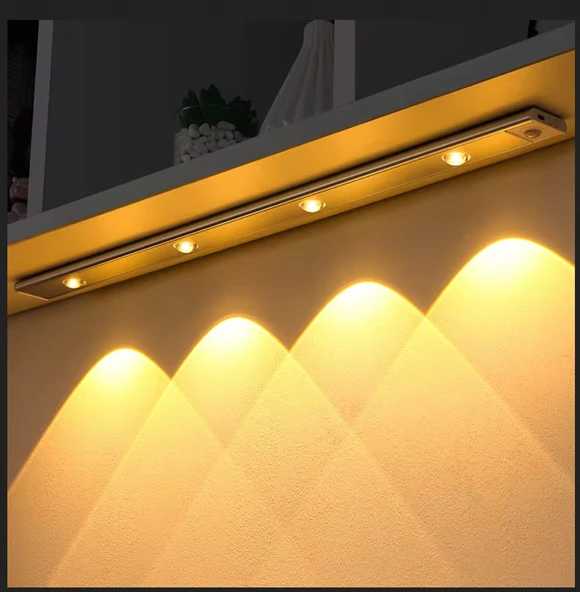 SİYAH RENK 4 LED 50 CM HAREKET SENSÖRLÜ LED IŞIK TEZGAH ALTI OFİS EV LED LAMBA ürün görseli 1