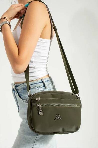 Kadın Postacı Çanta 23*18 Cm Çapraz Askılı Omuz Çantası Mega Bag Günlük Kullanıma Uygun ürün görseli 1
