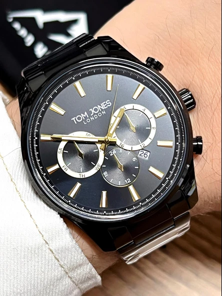 Tom Jones Çelik Kordon Tasarım Kadran  30 Mt Suya Dayanıklı Erkek Kol Saati EJT1.2298.04 ürün görseli 1