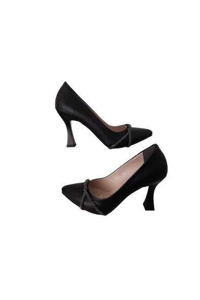 Lameira La Meira Bej Kapalı Taşlı Kadeh Yüksek Ökçe Stiletto Ayakkabı ürün görseli 1